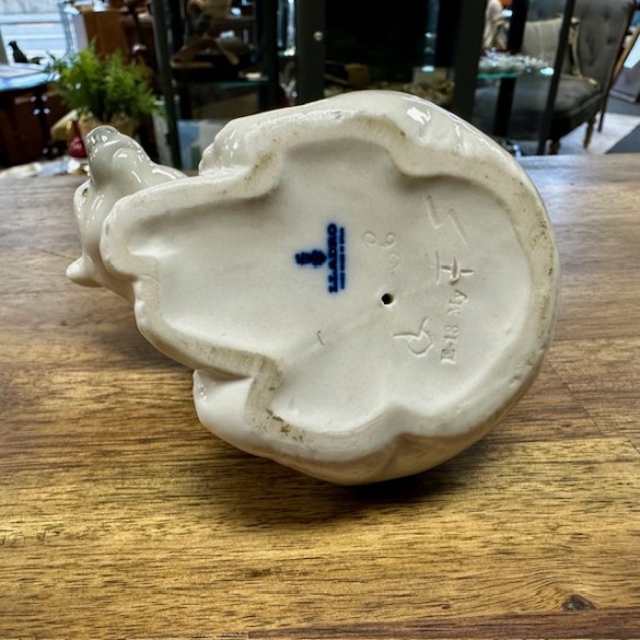 Lladro Polar Bear 2